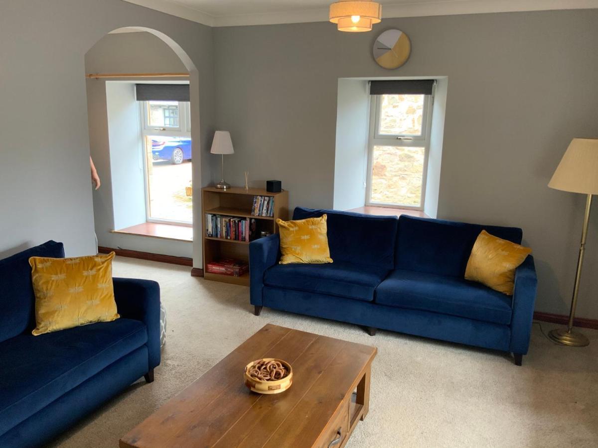 The Granary At Tinto Retreats, Biggar Is A Gorgeous 3 Bedroom Stone Cottage Wiston  Esterno foto